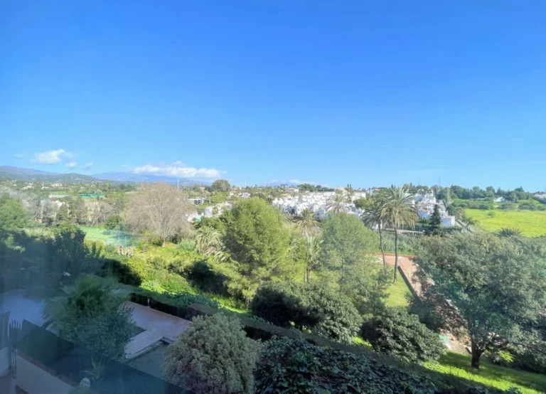 R5007199 | Ground Floor Apartment in El Padron – 1 beds, 2 baths