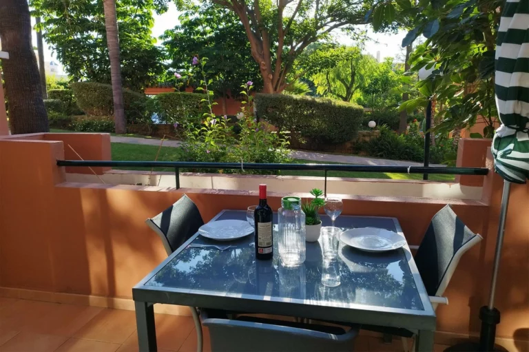 R4982770 | Ground Floor Apartment in Estepona – 1 beds, 1 baths