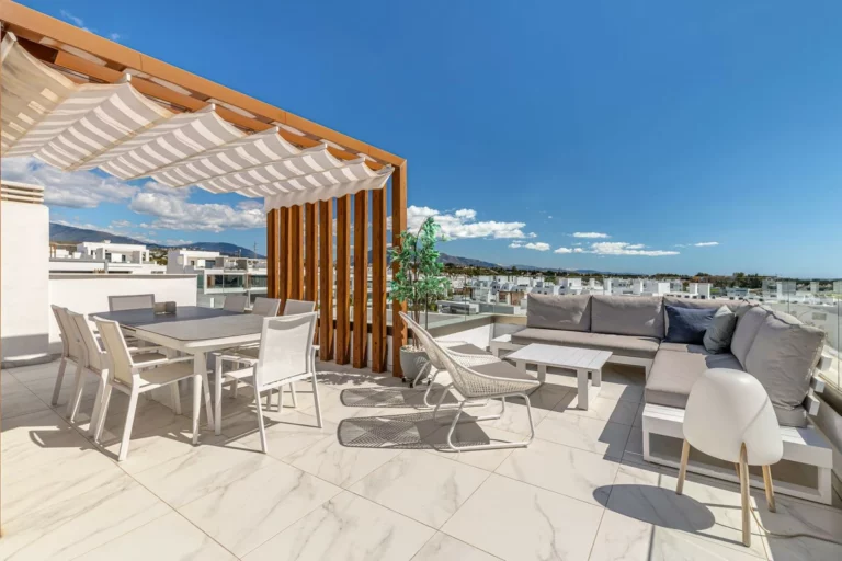 R5009269 | Penthouse in Cancelada – 2 beds, 2 baths