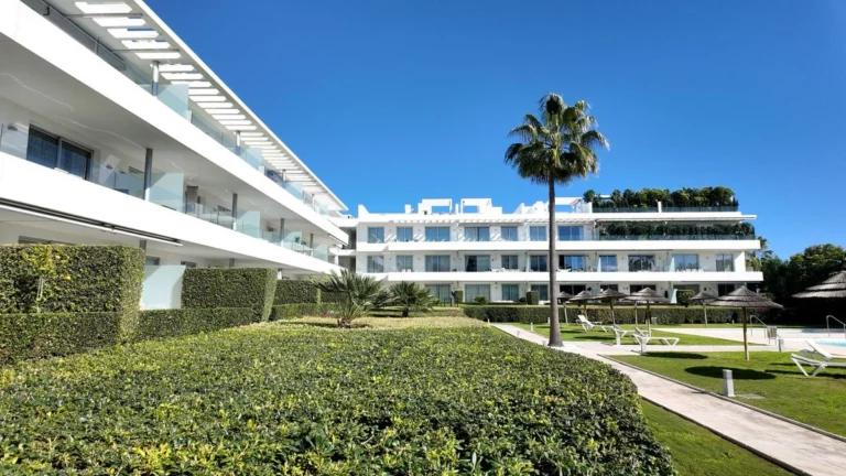 R4957516 | Ground Floor Apartment in Bel Air – 3 beds, 2 baths