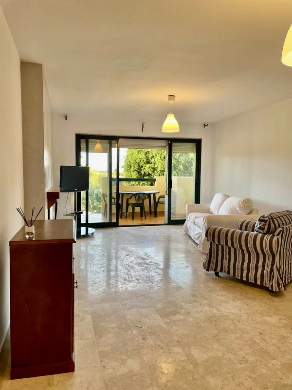 R4815082 | Ground Floor Apartment in Selwo – 3 beds, 2 baths