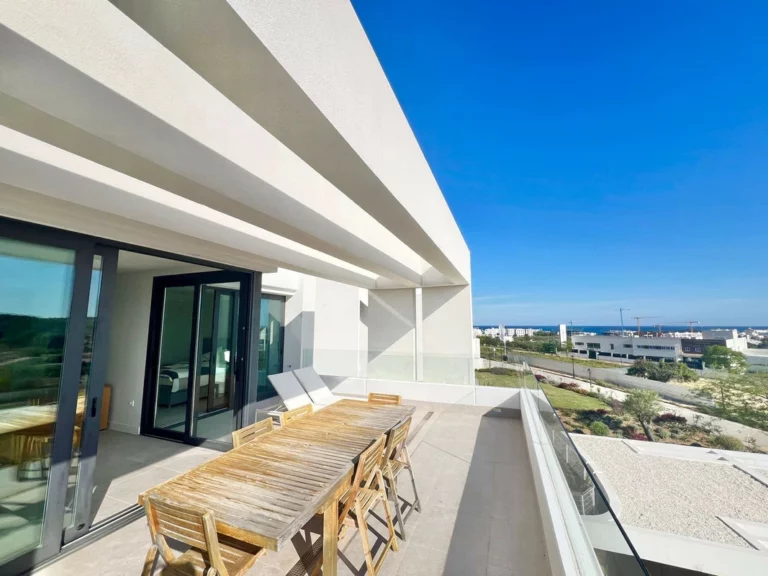 R5022124 | Penthouse Duplex in Estepona – 4 beds, 3 baths