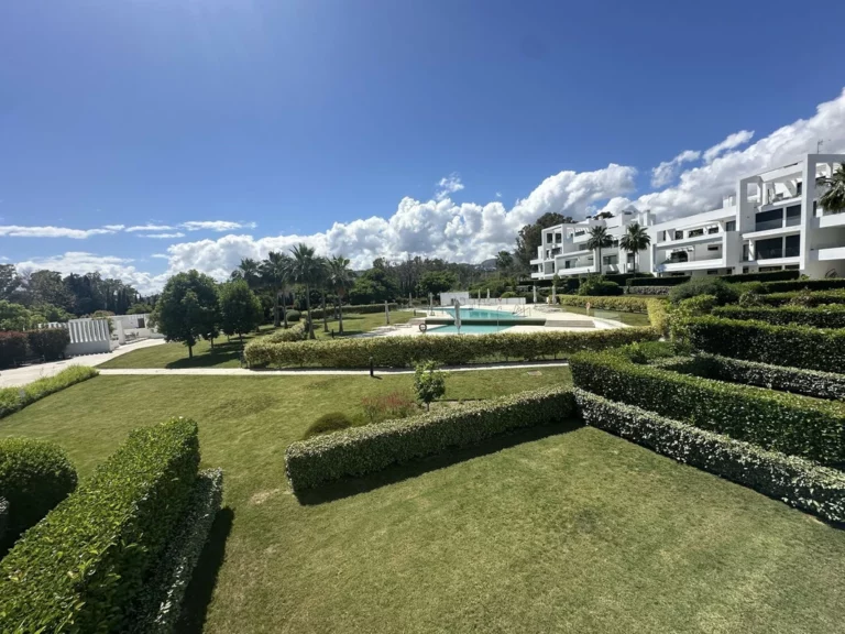 R5039794 | Middle Floor Apartment in Atalaya – 2 beds, 2 baths