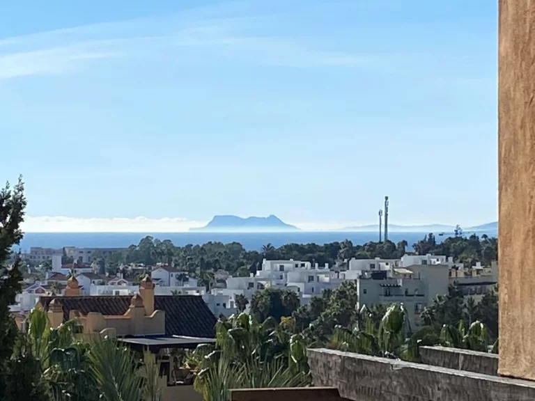 R4944229 | Penthouse Duplex in Atalaya – 3 beds, 3 baths