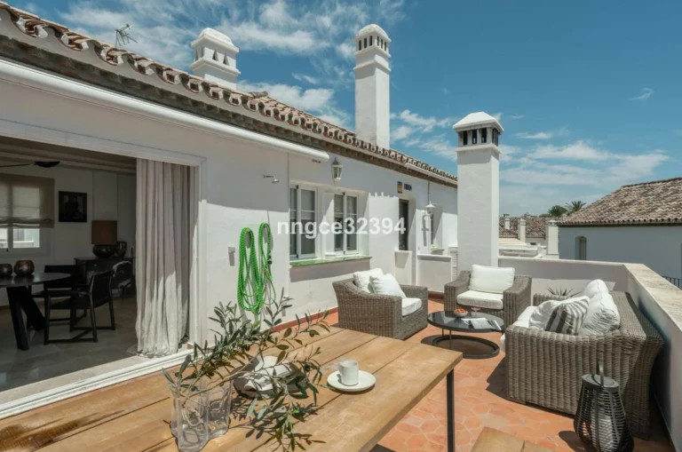 R5047696 | Penthouse in Benamara – 2 beds, 2 baths