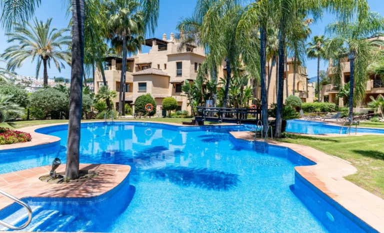 R5054803 | Penthouse Duplex in Atalaya – 3 beds, 3 baths