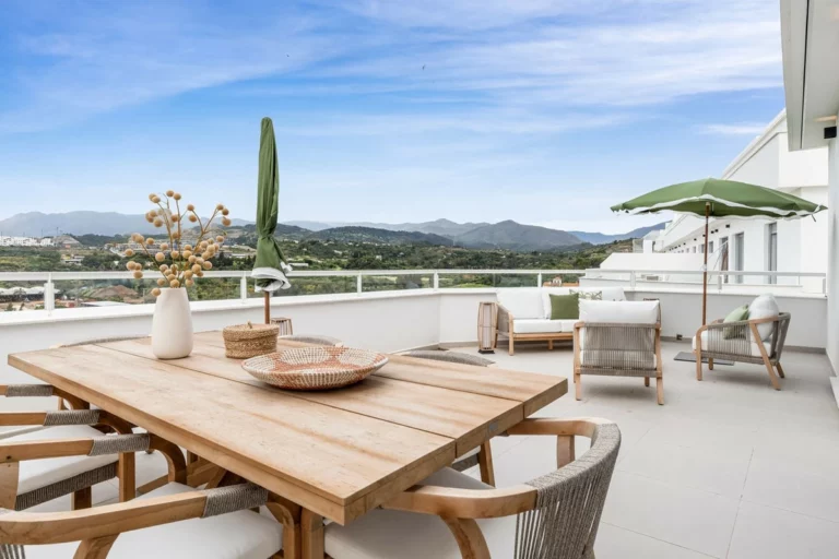 R5032273 | Penthouse Duplex in Cancelada – 3 beds, 3 baths