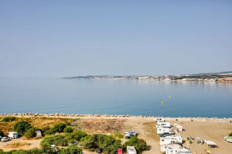 R5063350 | Penthouse in Estepona – 2 beds, 2 baths