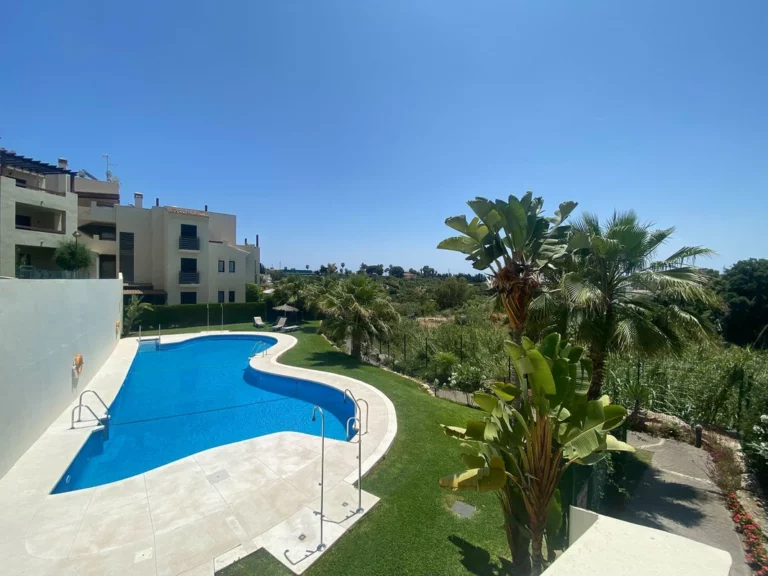 R5045287 | Ground Floor Apartment in Selwo – 3 beds, 2 baths