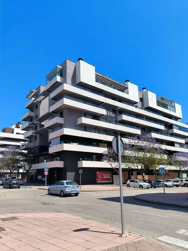 R5077381 | Penthouse in Estepona – 3 beds, 2 baths