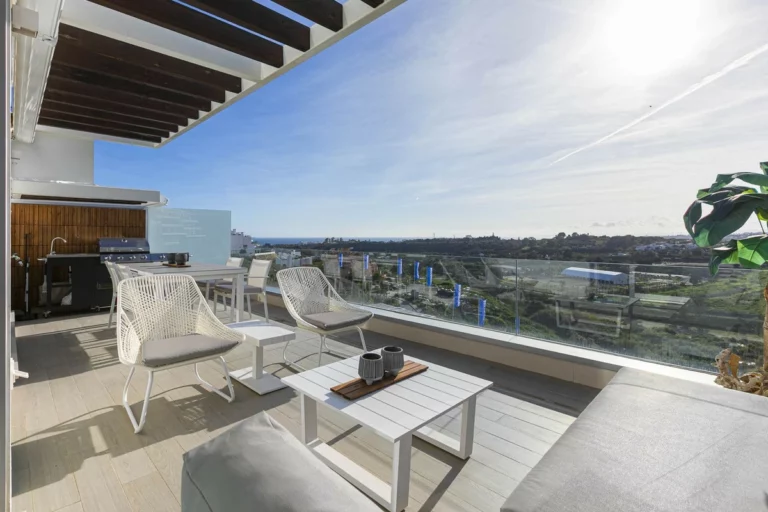 R4976464 | Penthouse Duplex in Cancelada – 3 beds, 2 baths