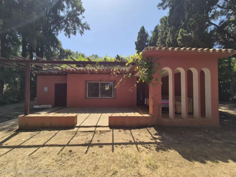 R5055172 | Finca – Cortijo in Estepona – 1 beds, 1 baths