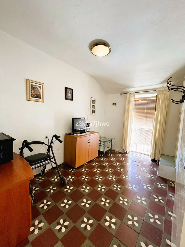 R5055778 | Townhouse in Estepona – 3 beds, 2 baths