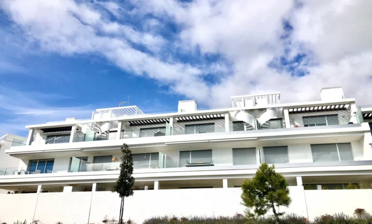 R5073271 | Middle Floor Apartment in Cancelada – 3 beds, 2 baths