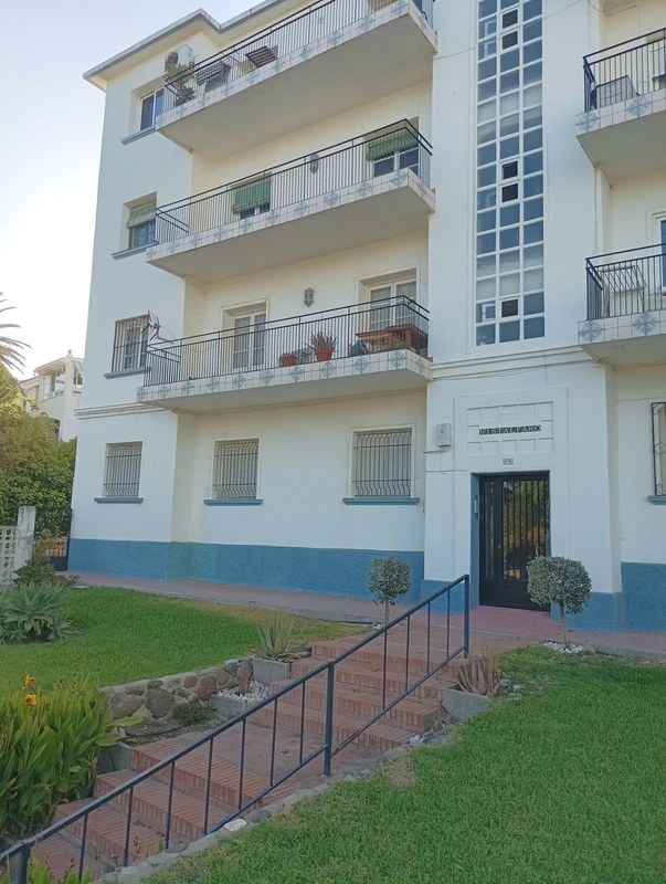 R5111674 | Ground Floor Apartment in Estepona – 4 beds, 1 baths