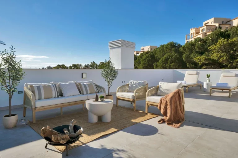 R4930891 | Penthouse in Estepona – 3 beds, 2 baths