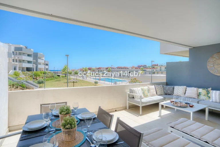 R5084200 | Ground Floor Apartment in Estepona – 2 beds, 2 baths