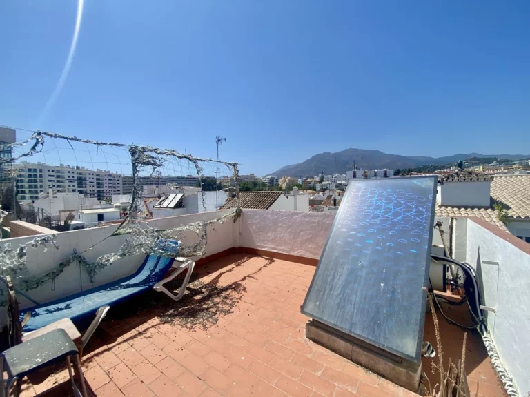 R5121949 | Semi-Detached House in Estepona – 3 beds, 2 baths