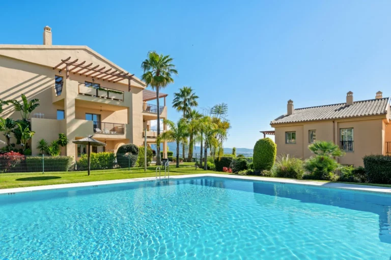 R5104552 | Ground Floor Apartment in El Paraiso – 3 beds, 2 baths