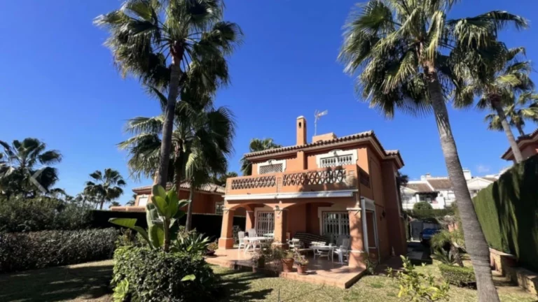 R4966093 | Semi-Detached House in Atalaya – 3 beds, 3 baths