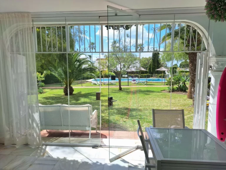 R5032042 | Ground Floor Apartment in El Paraiso – 2 beds, 2 baths