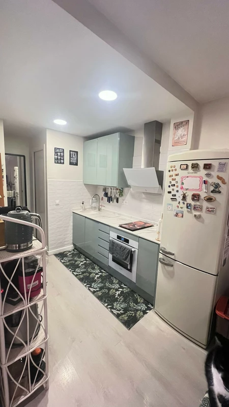 R5139253 | Middle Floor Apartment in Estepona – 2 beds, 1 baths
