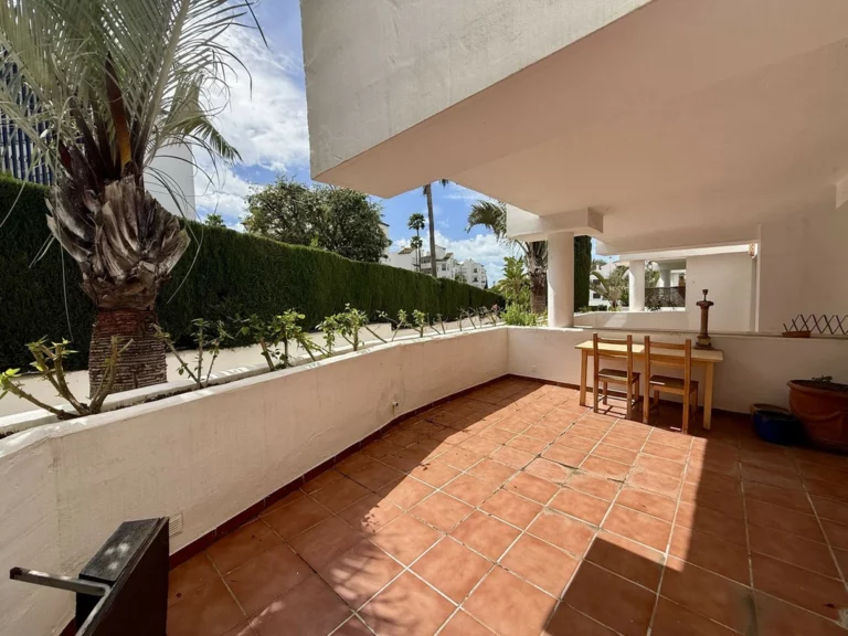 R5014627 | Ground Floor Apartment in Cancelada – 3 beds, 2 baths