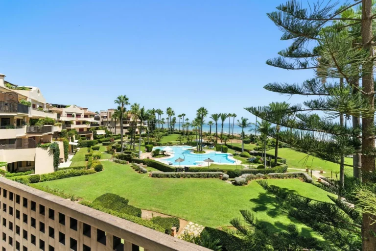 R5126542 | Middle Floor Apartment in Costalita – 2 beds, 2 baths