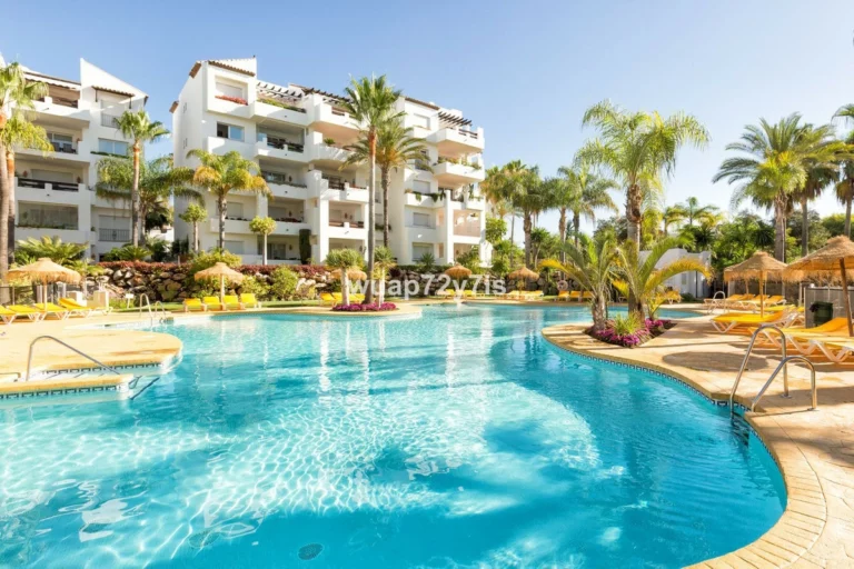 R5117995 | Penthouse in Costalita – 2 beds, 2 baths