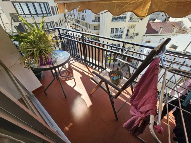 R5122156 | Top Floor Apartment in Estepona – 3 beds, 2 baths