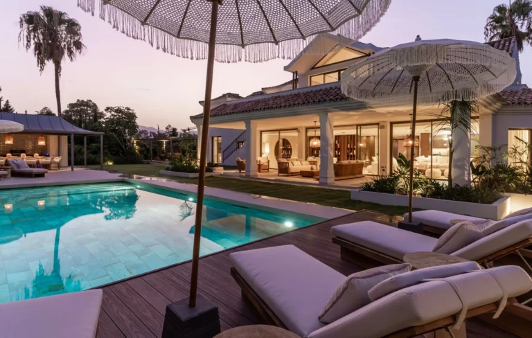 R5134450 | Detached Villa in Atalaya – 5 beds, 6 baths