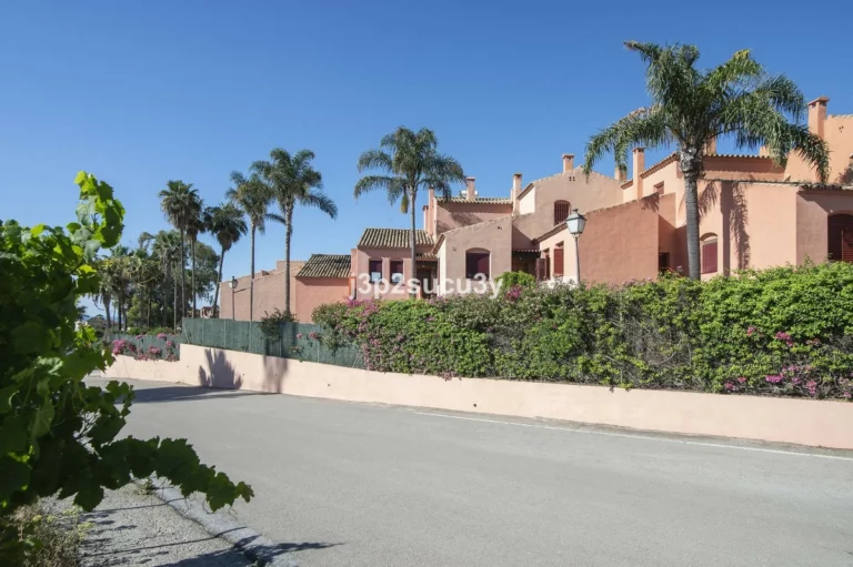 R5142508 | Penthouse Duplex in El Padron – 2 beds, 2 baths