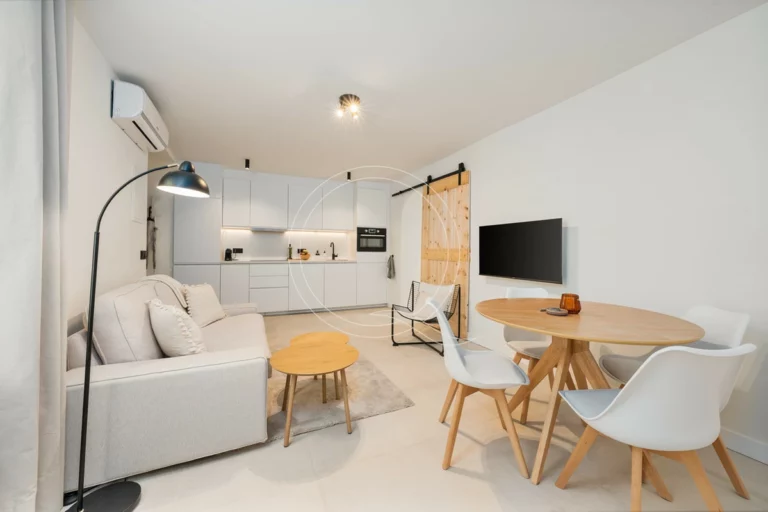 R5106040 | Ground Floor Apartment in Estepona – 2 beds, 2 baths