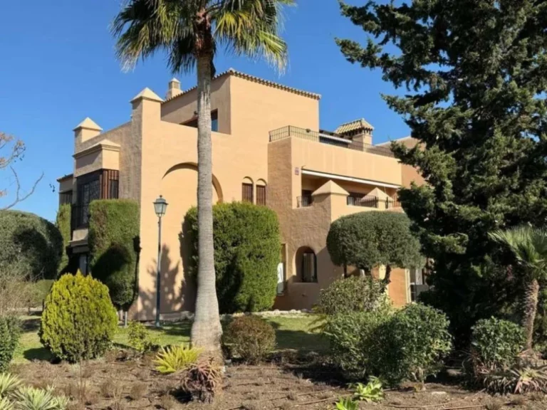 R4958692 | Ground Floor Apartment in Atalaya – 3 beds, 3 baths