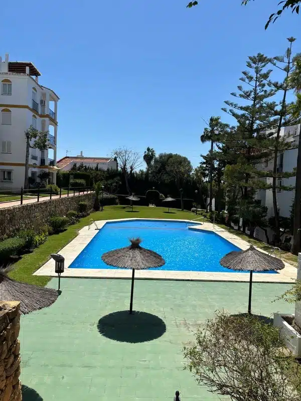 R5062540 | Ground Floor Apartment in Estepona – 2 beds, 2 baths