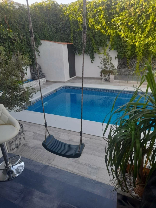 R4125580 | Semi-Detached House in Estepona – 4 beds, 4 baths