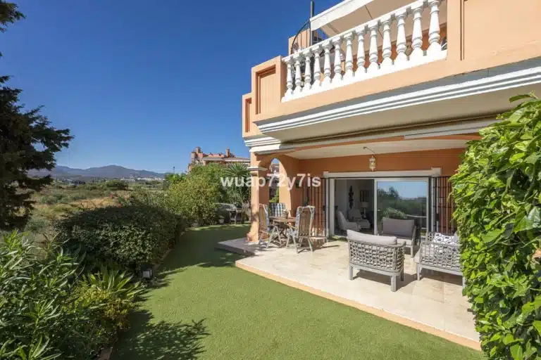 R5162380 | Ground Floor Apartment in Estepona – 2 beds, 2 baths
