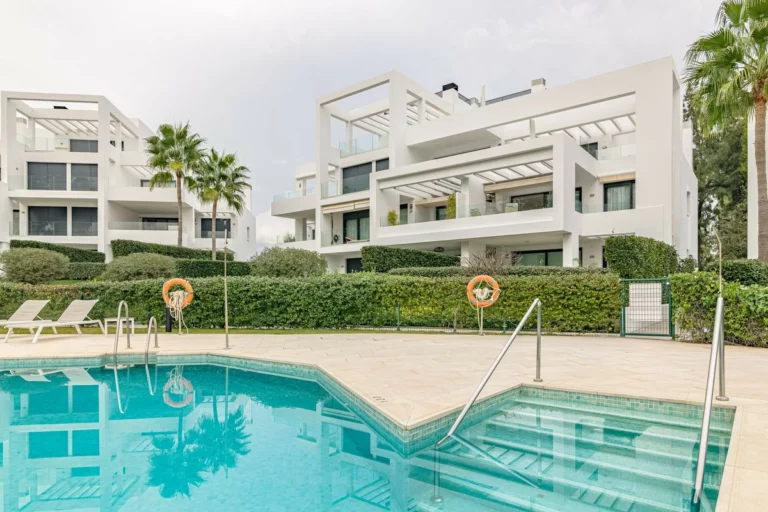 R5159686 | Middle Floor Apartment in Atalaya – 2 beds, 2 baths