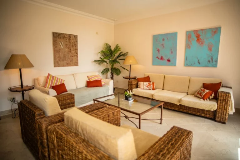 R5146948 | Middle Floor Apartment in El Paraiso – 2 beds, 2 baths