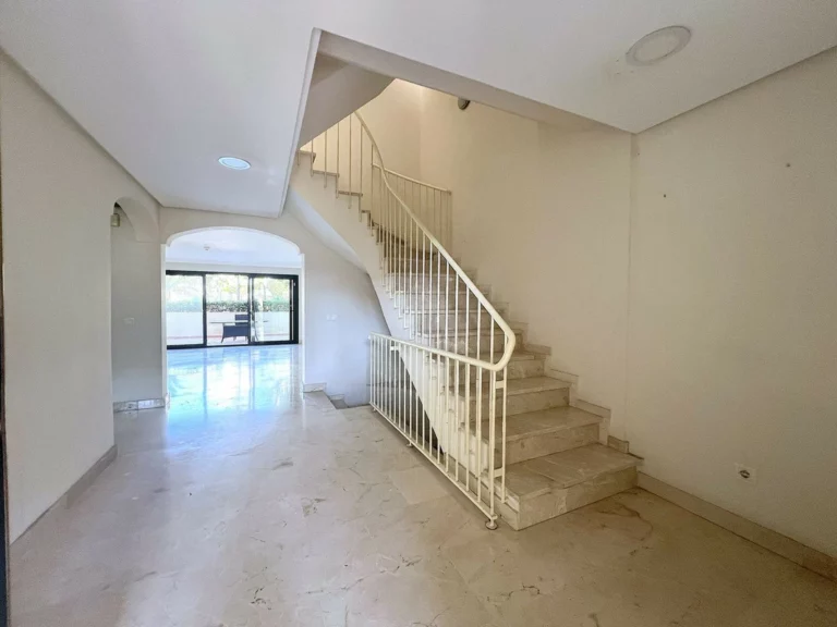 R5162437 | Townhouse in Benamara – 4 beds, 4 baths