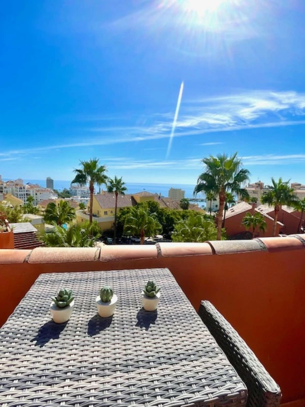 R5160226 | Penthouse Duplex in Estepona – 3 beds, 2 baths