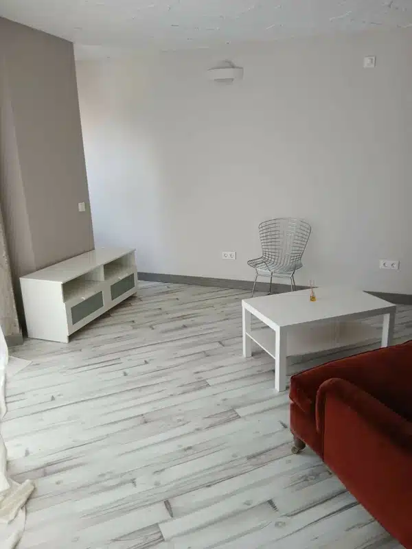 R5189419 | Ground Floor Apartment in Selwo – 3 beds, 3 baths