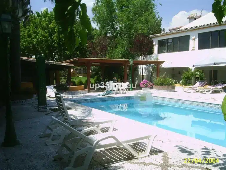 R5167684 | Detached Villa in Estepona – 5 beds, 6 baths