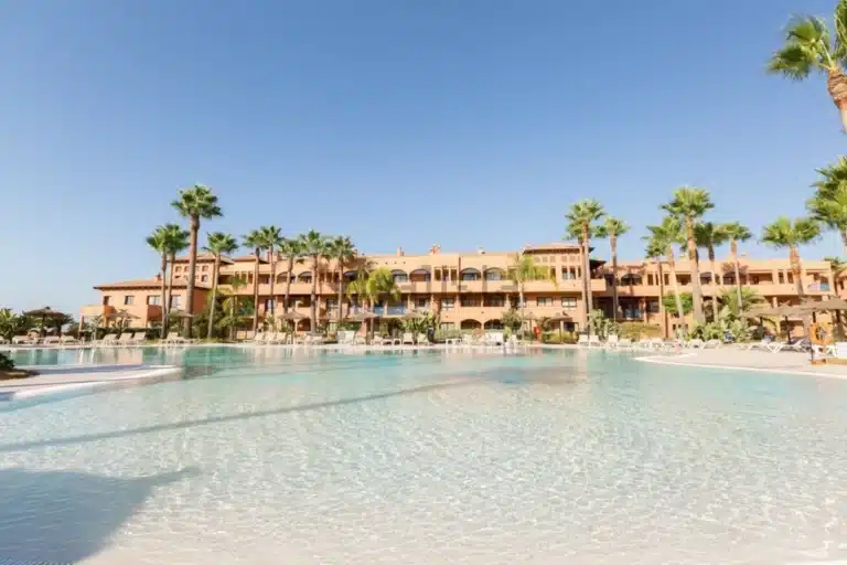 R4671655 | Ground Floor Apartment in Estepona – 1 beds, 1 baths