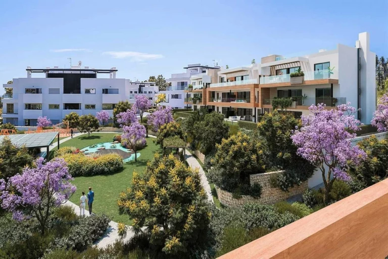 R4943317 | Penthouse in Estepona – 3 beds, 2 baths