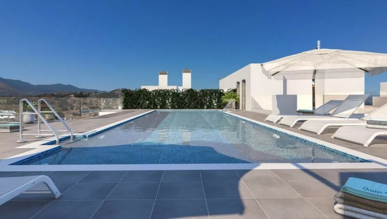 R5212252 | Penthouse Duplex in Estepona – 3 beds, 2 baths