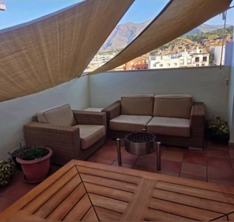R5204659 | Semi-Detached House in Estepona – 3 beds, 4 baths