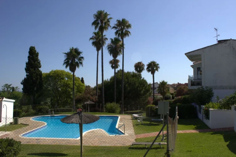 R5104891 | Penthouse Duplex in Estepona – 4 beds, 2 baths