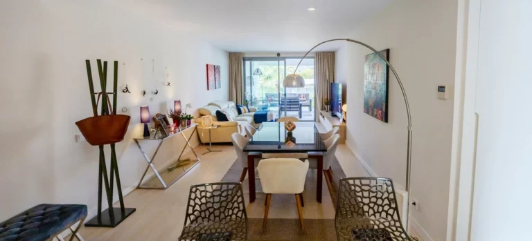 R4992019 | Middle Floor Apartment in Selwo – 2 beds, 2 baths