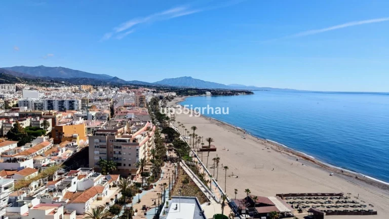 R5160196 | Detached Villa in Estepona – 5 beds, 5 baths